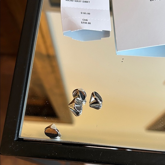 Coachtopia Ivory Leather Crossbody Bag - Picture 6 of 11